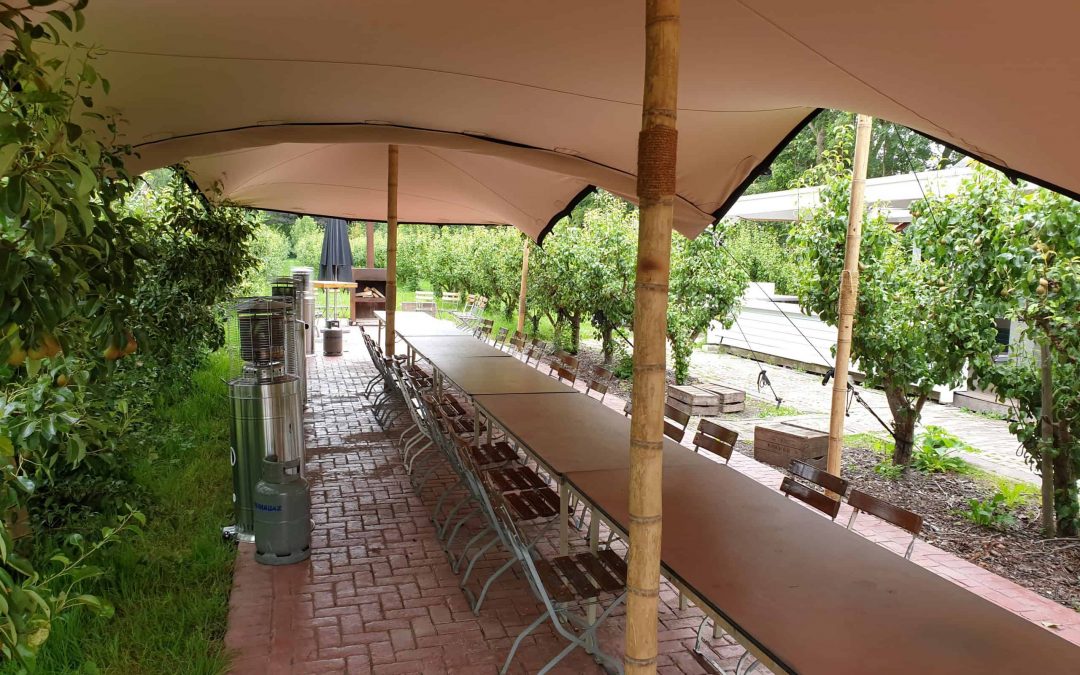 Gekoppelde stretchtent Landgoed de Olmenhorst